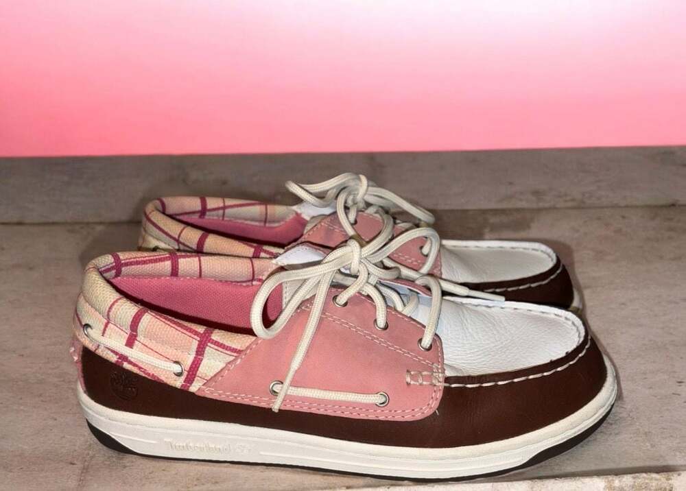 Timberland Shoes size 6